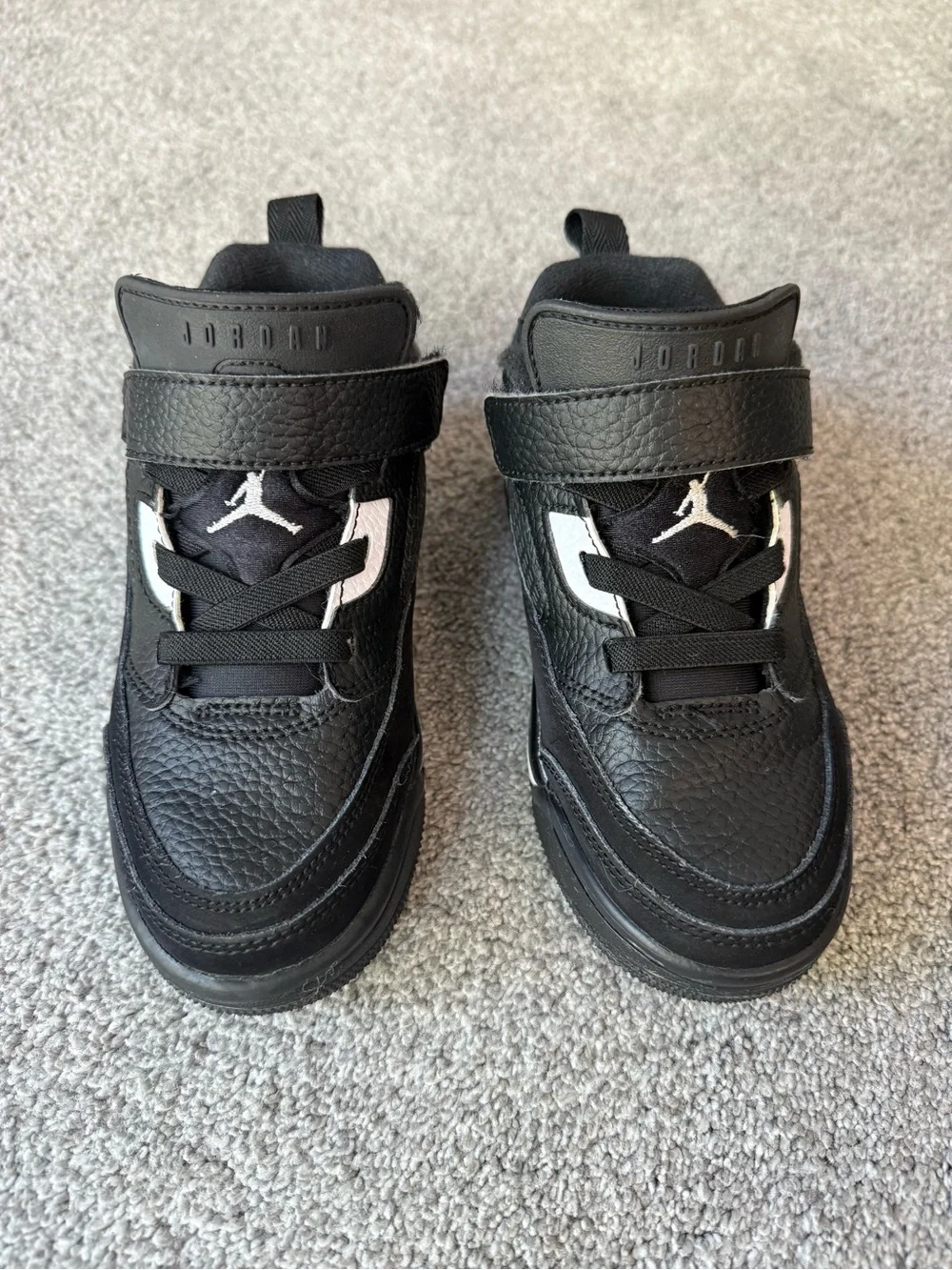 Nike boys jordan